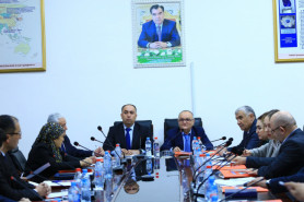 КРУГЛЫЙ СТОЛ НА 