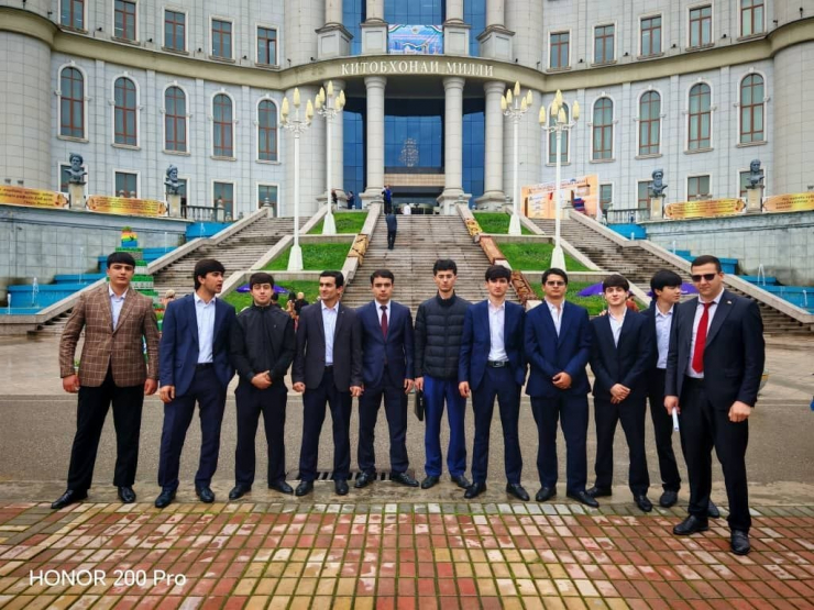 РӮЗИ ДАРҲОИ БОЗ